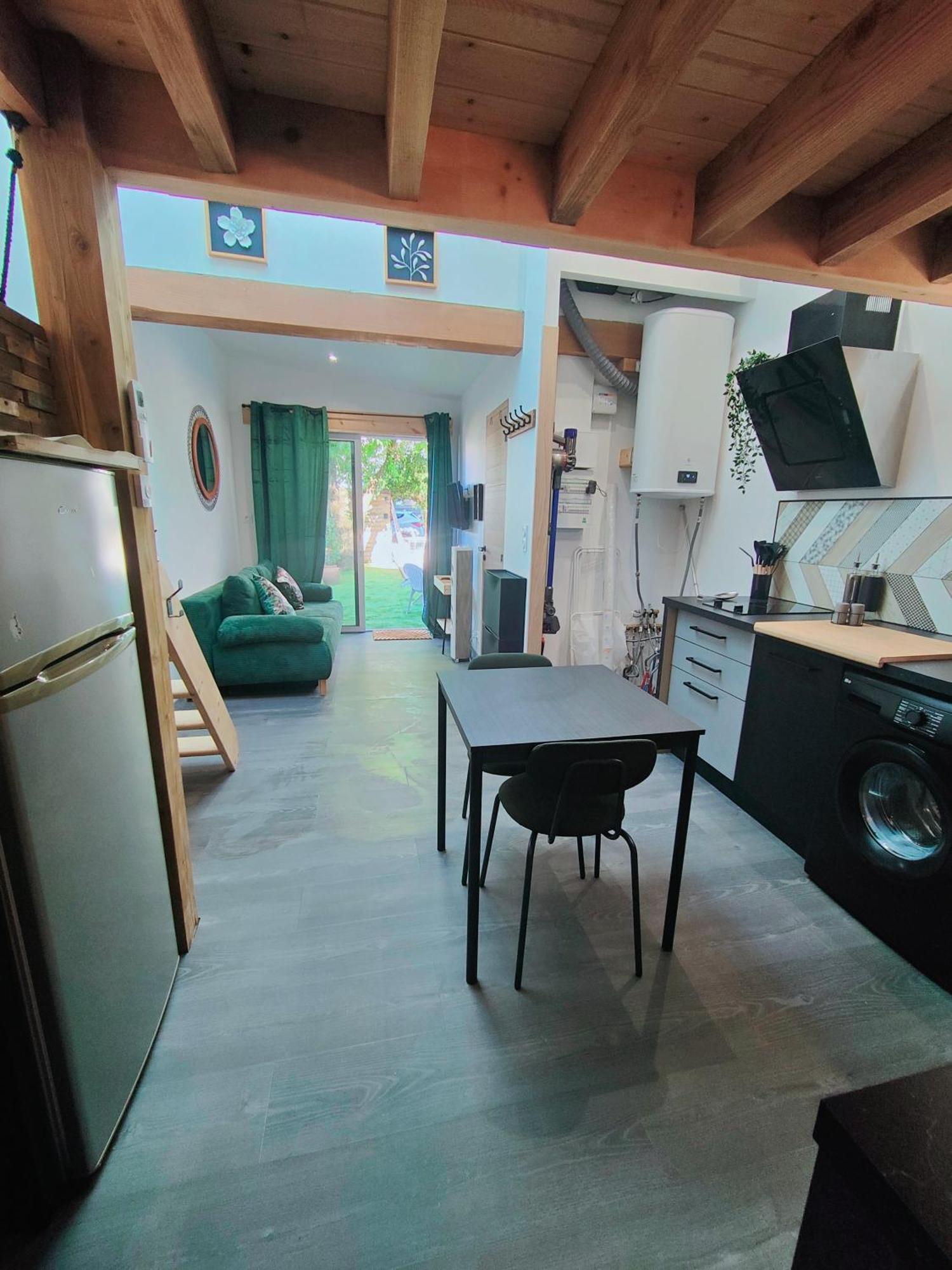 Villa Tiny House Avec Jardin Et Acces Piscine Chauffee à Saint-Médard-en-Jalles Extérieur photo
