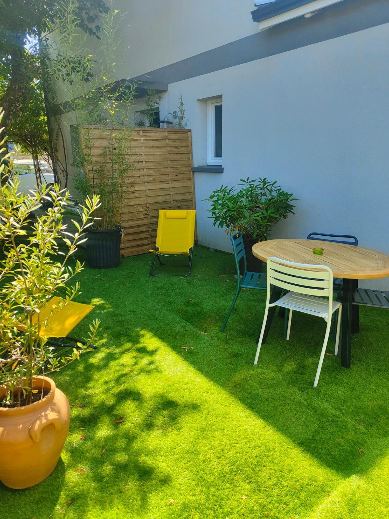 Villa Tiny House Avec Jardin Et Acces Piscine Chauffee à Saint-Médard-en-Jalles Extérieur photo