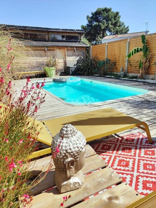 Villa Tiny House Avec Jardin Et Acces Piscine Chauffee à Saint-Médard-en-Jalles Extérieur photo